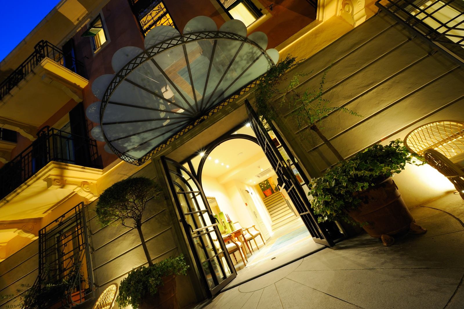 Residence Villa Firenze in Alassio, Italy